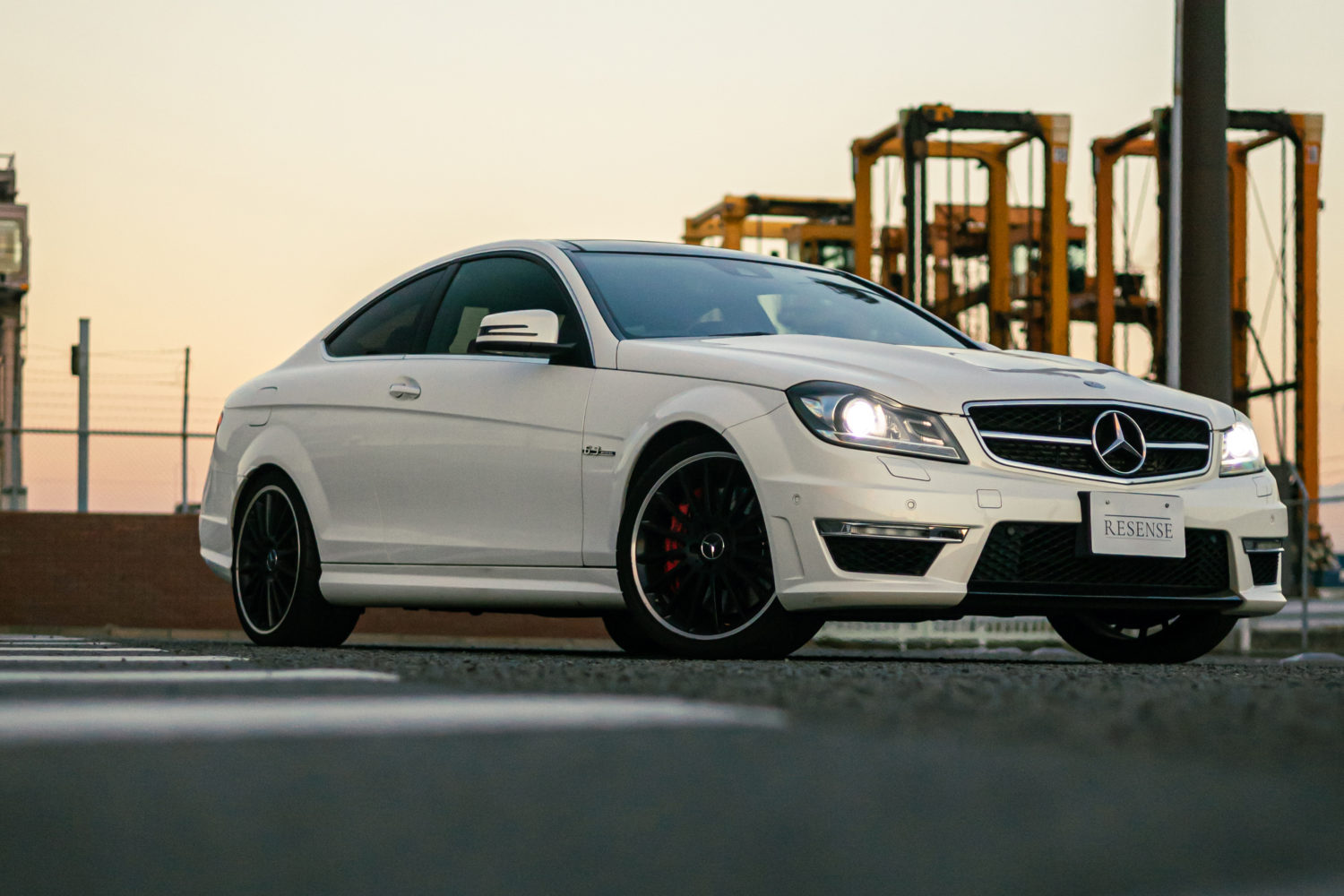 メルセデスC63 AMG
迷っているのなら