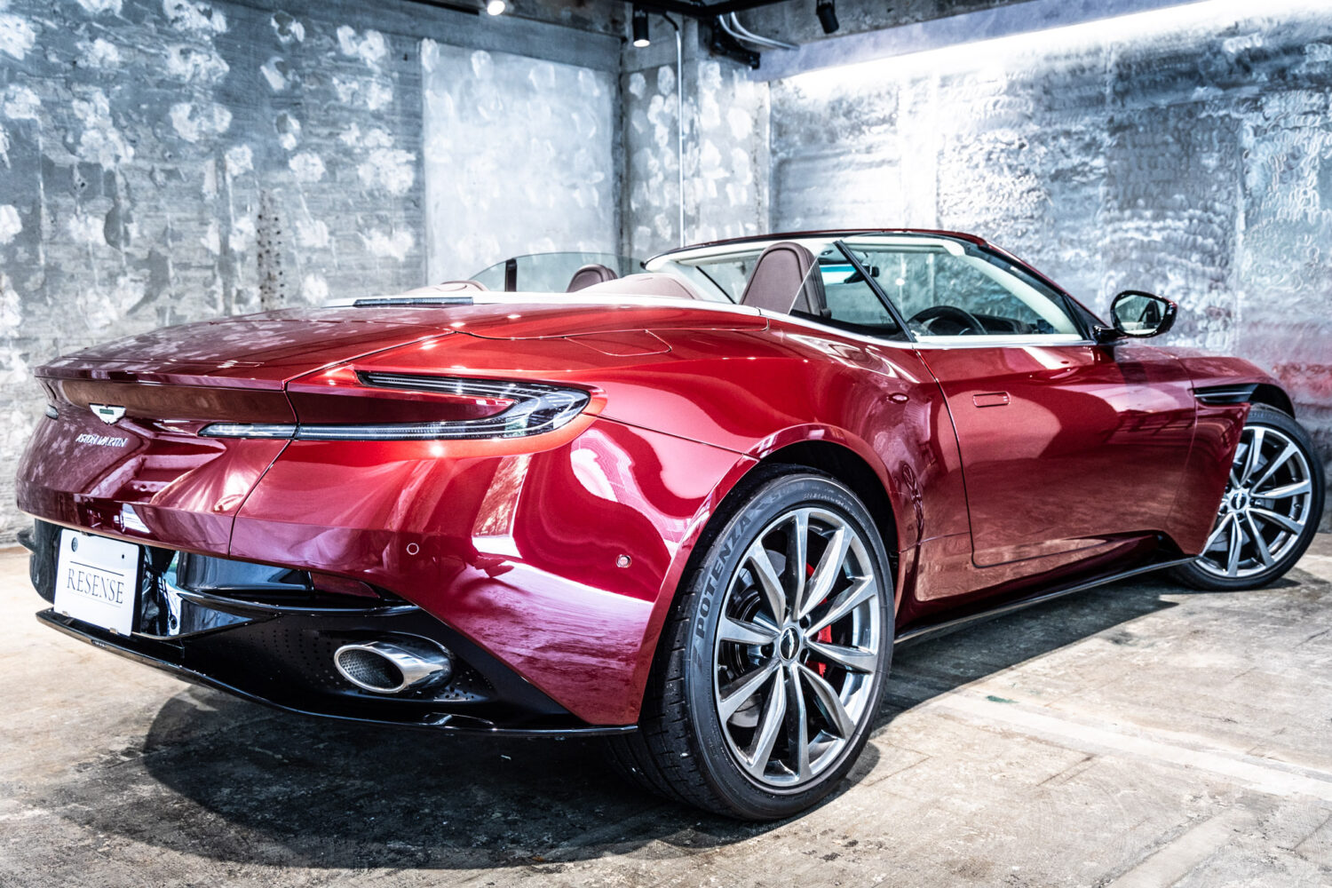 DB11ヴォランテ V8