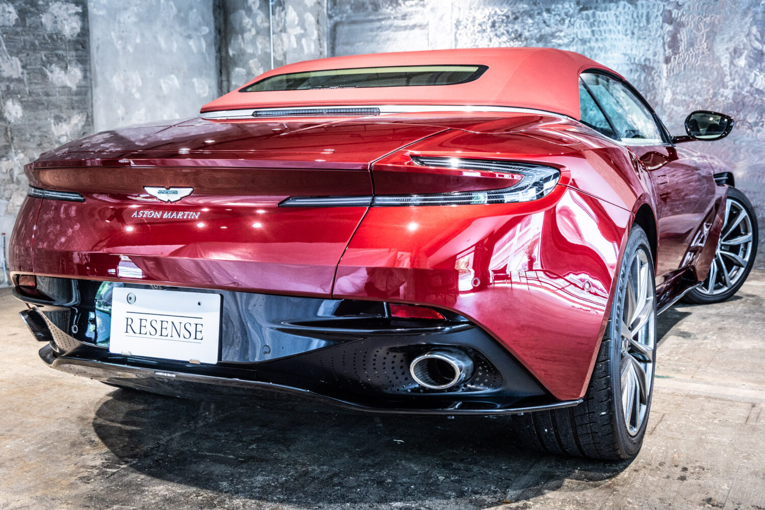 DB11ヴォランテ V8