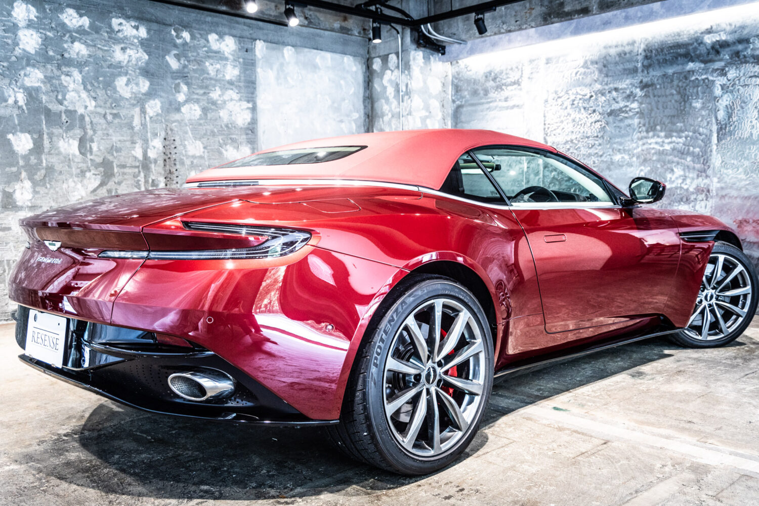 DB11ヴォランテ V8