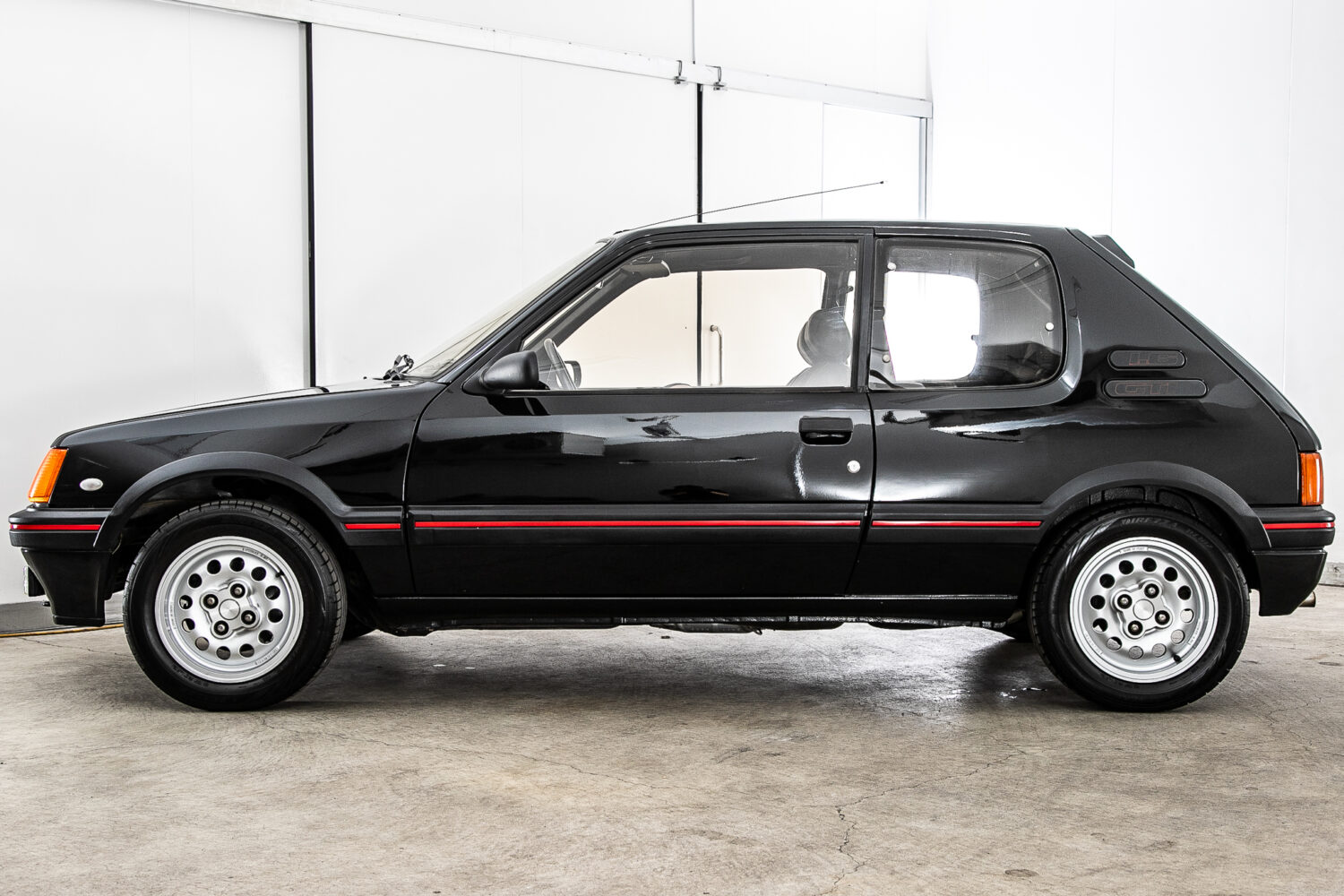 205 GTI