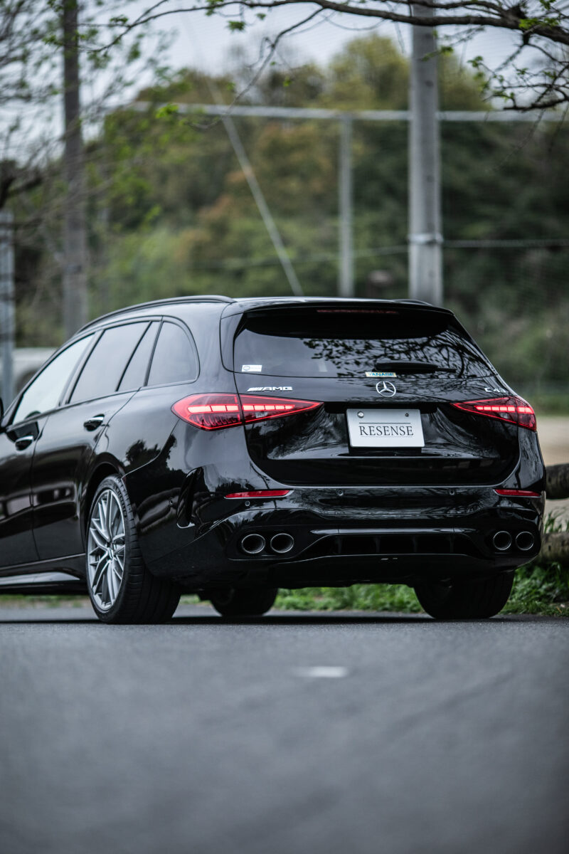 メルセデスAMG C 43 4マティック・ステーションワゴン（4WD/9AT）誰しもが「ドラマ」を追い求めるわけではない