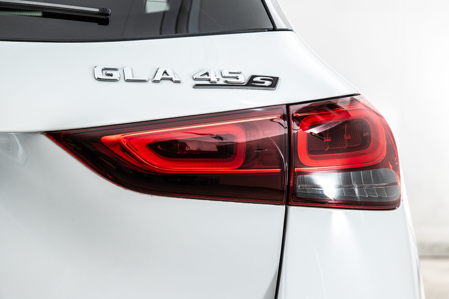 GLA45S 4マチックプラス