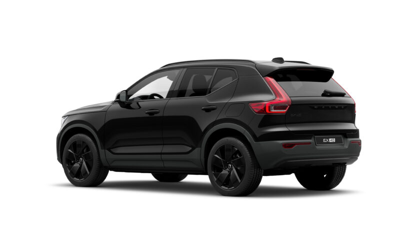 ボルボ　XC40リチャージの名称をEX40へ　ラインナップ整理でEVと一目瞭然に