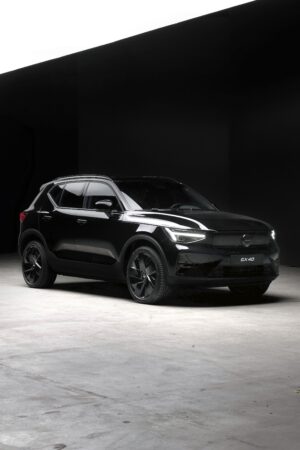 ボルボ　XC40リチャージの名称をEX40へ　ラインナップ整理でEVと一目瞭然に