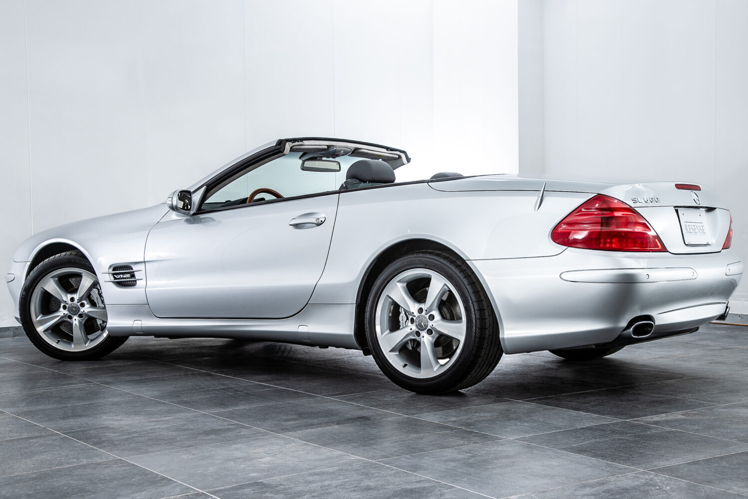 SL600