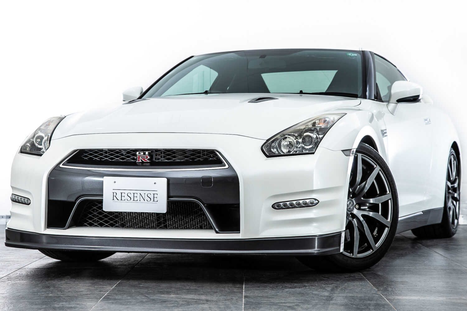 GT-R 3.8 ブラックエディション 4WD