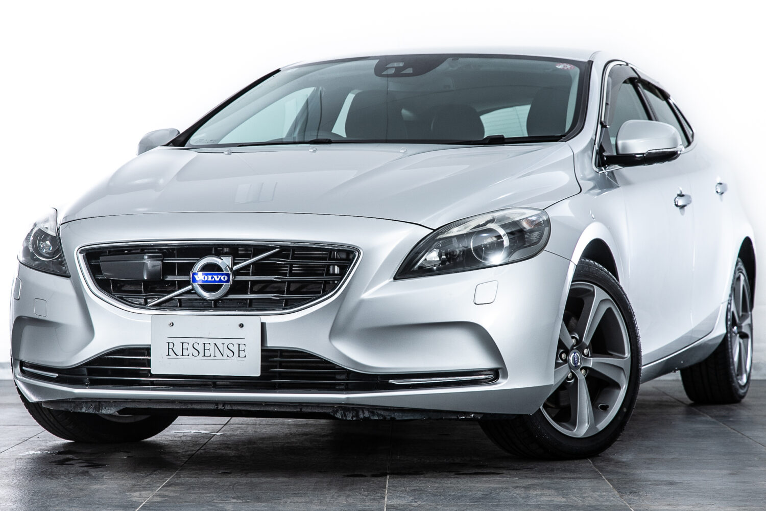 V40 T4 SE