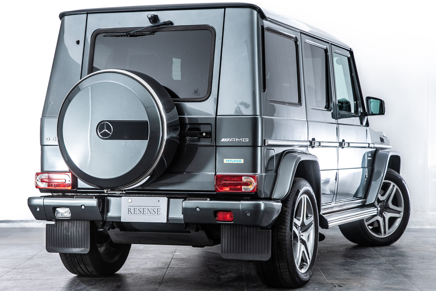 G65 V12