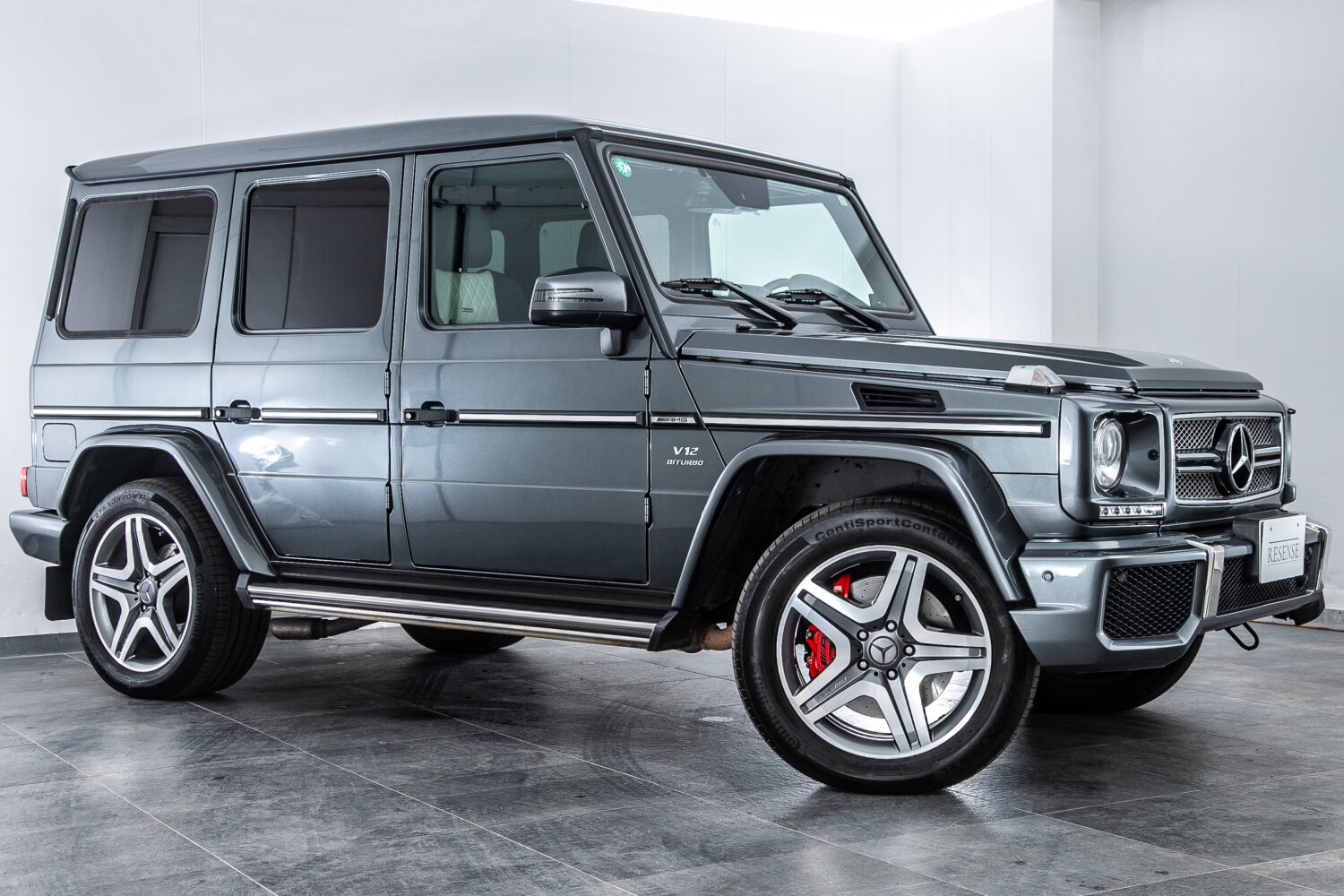 G65 V12