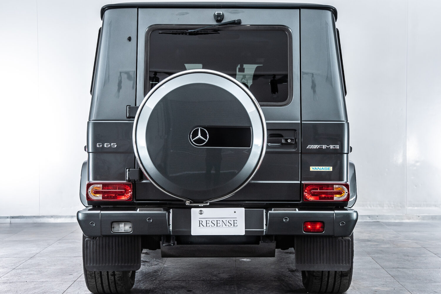 G65 V12