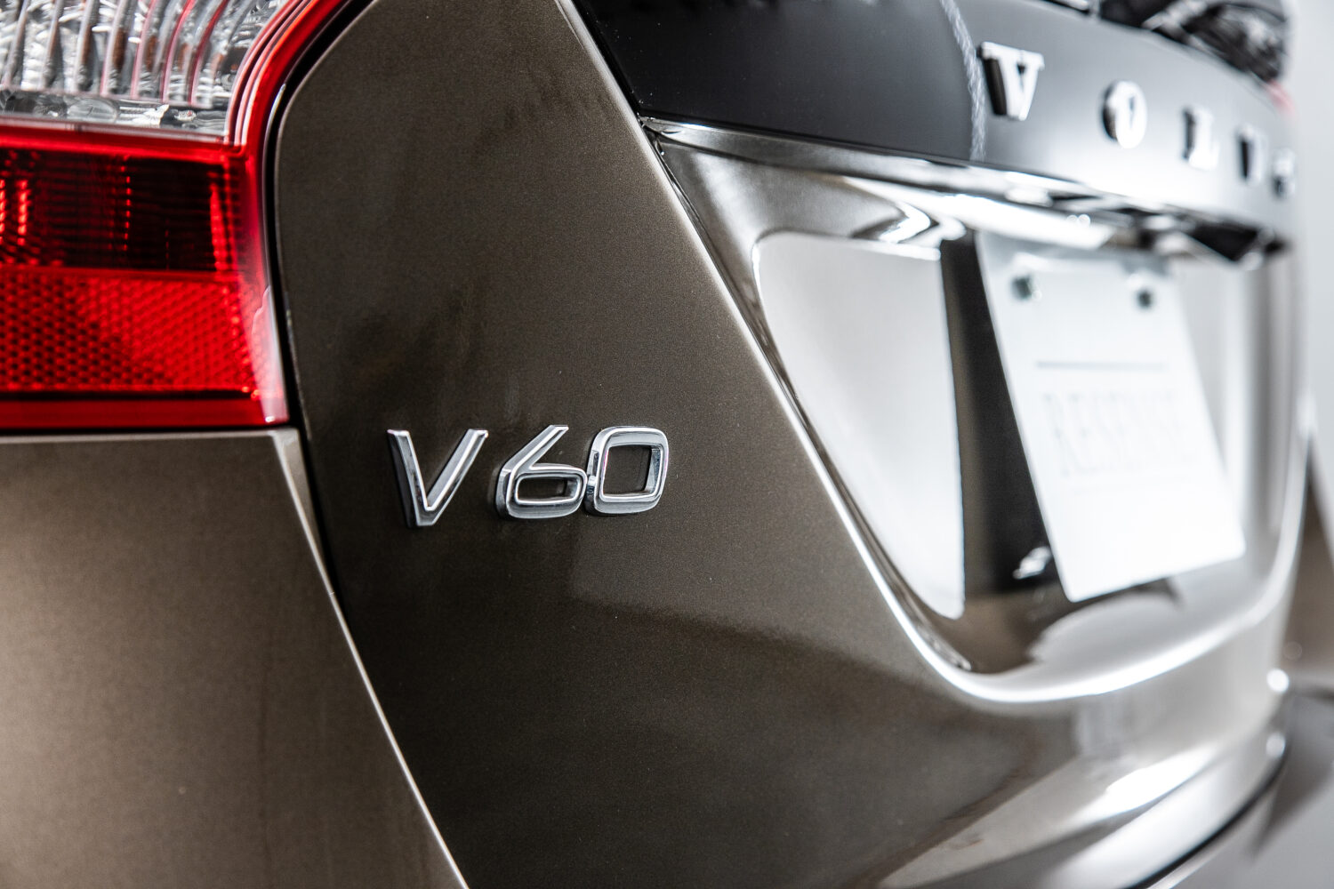 V60 クロスカントリー D4 クラシック