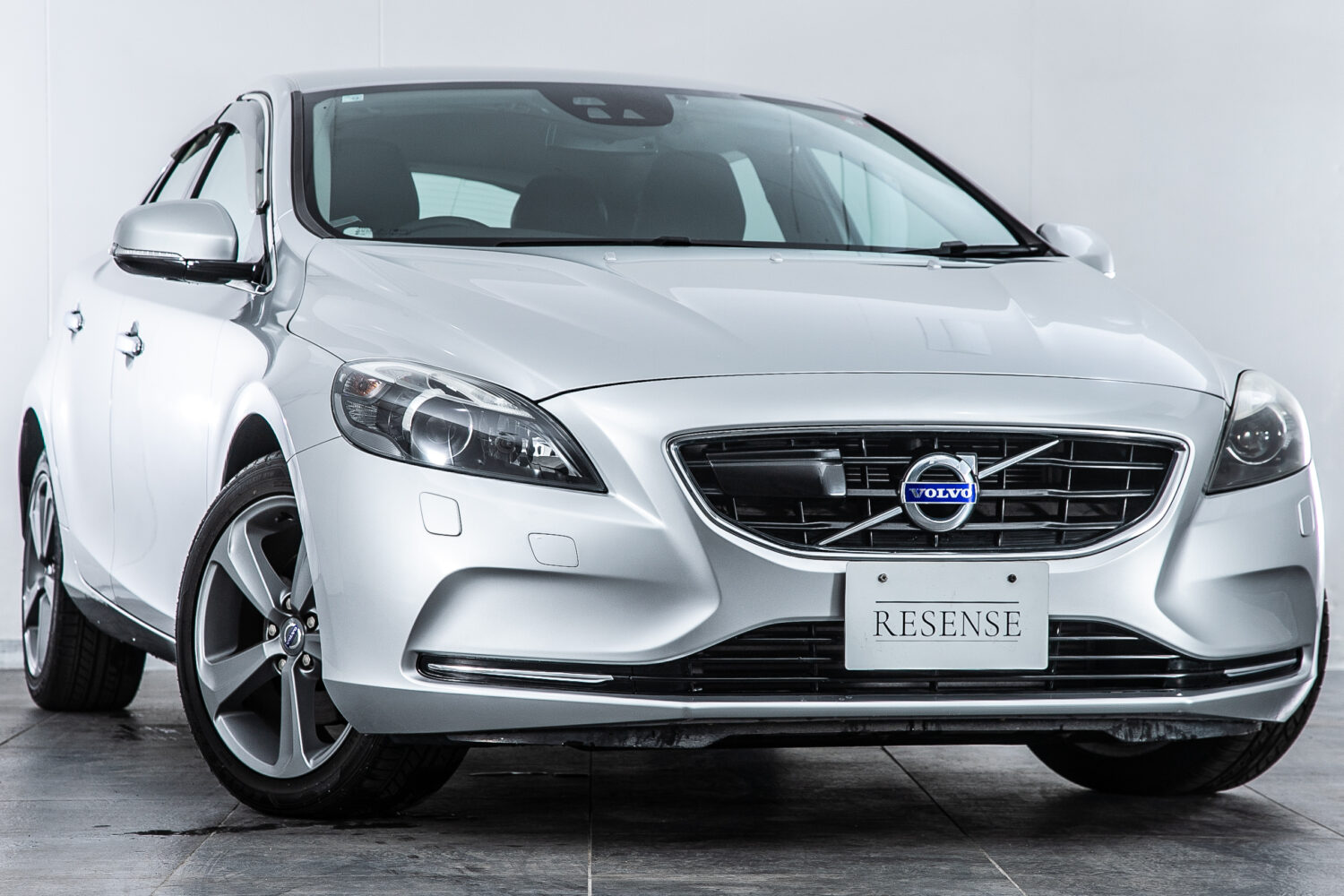 V40 T4 SE