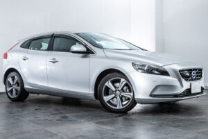 V40 T4 SE