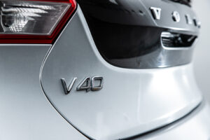 V40 T4 SE