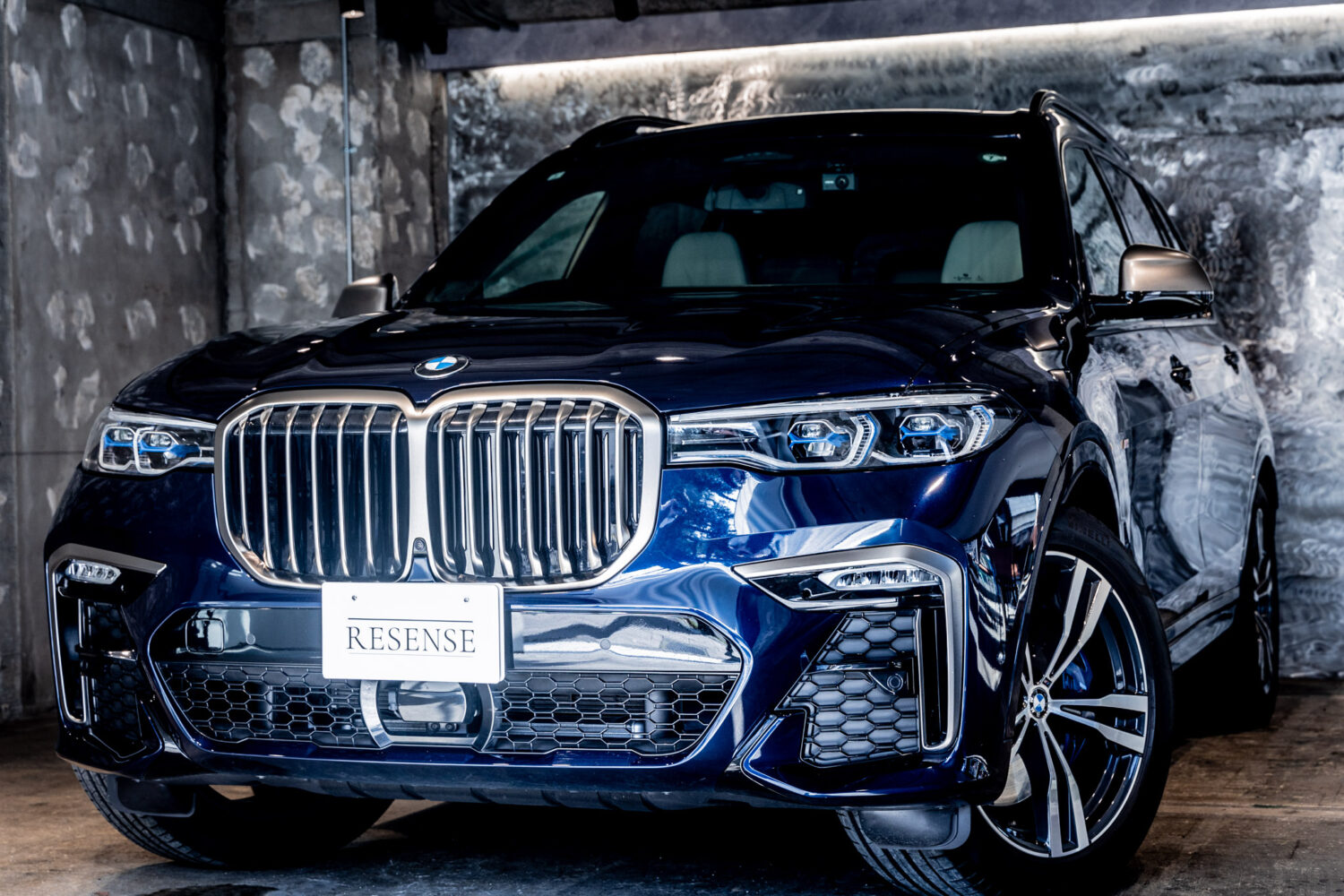 X7 M50i 4WD