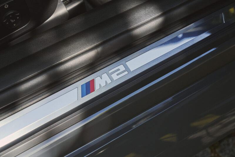 新型BMW M2クーペ　MTも選択可　3リッター直6から480psを絞り出す